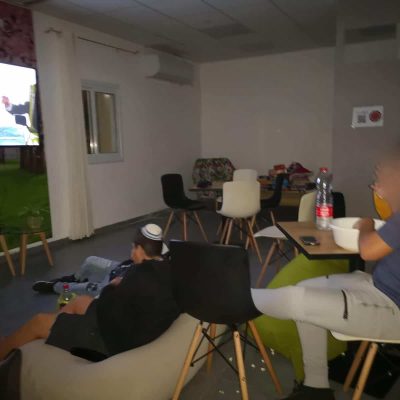 סרט במועדון